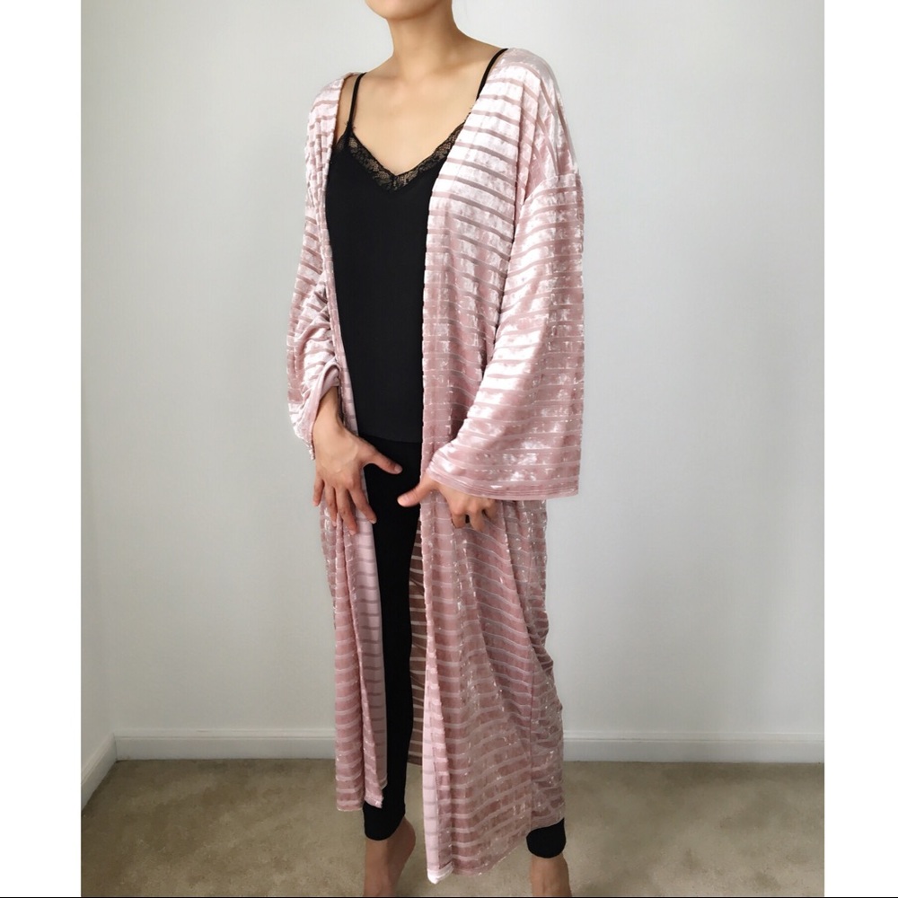 LAST 1  ! Minnelli long line velvet duster. - Picture 5 of 8